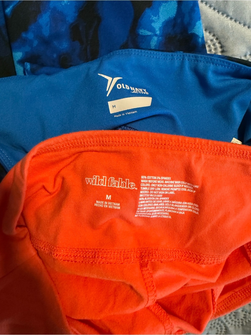 Women’s M leggings lot - Picture 5 of 7